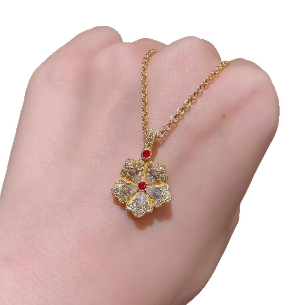 Gold Shop Five-Leaf Flower Pendant, Femininity, Diamond-Encrusted Zircon Simulated Sand Gold, Advanced Sense, Lucky Flower Necklace, Female