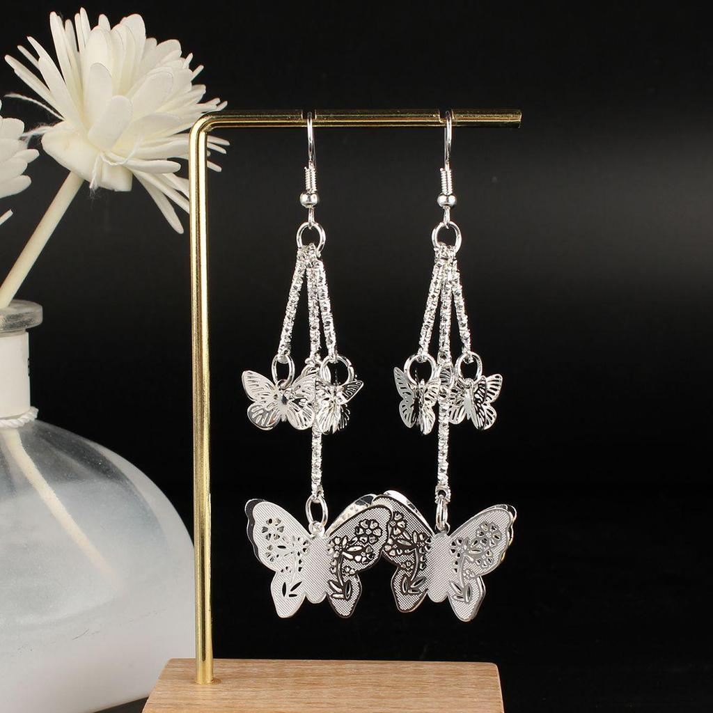 Retro Miao Silver Tassel Earrings: Ethnic Yunnan Long Dangle Women's Jewelry