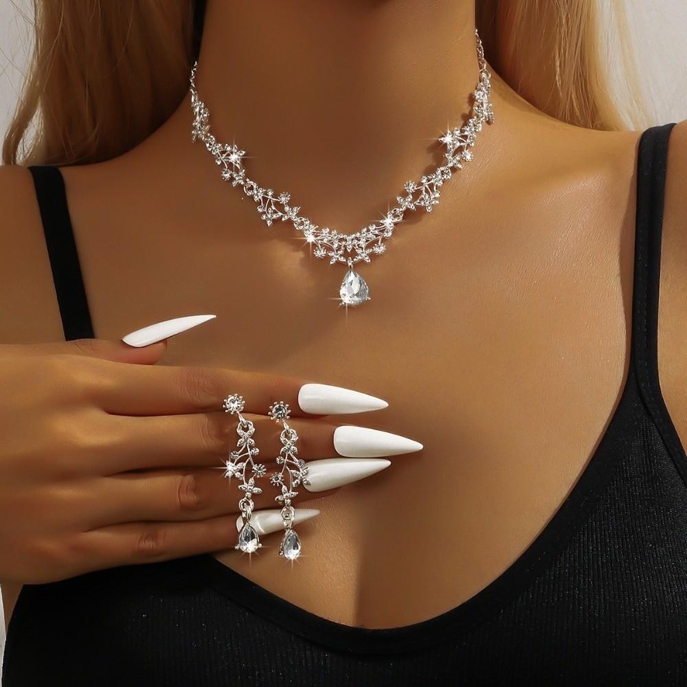 Luxury Rhinestone Jewelry Set Elegant Wedding Jewelry Classical Necklace Earring Set  Wedding Party
