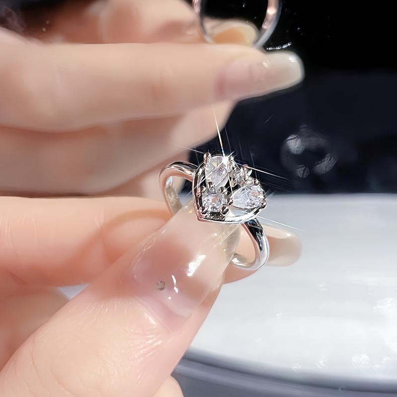 Premium Sense Row Diamond Petal Opening Ring Full Diamond Shiny Exquisite Zircon Light Luxury Personality Ring Woman Adjustable opening