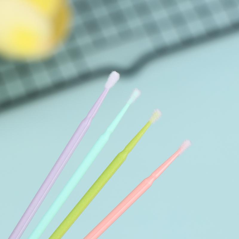 200Pcs Eyelash Cleaning Brush Lash Extension Micro Cotton Swab Eyelashes Microbrush Beauty Makeup Clean Remover Tools