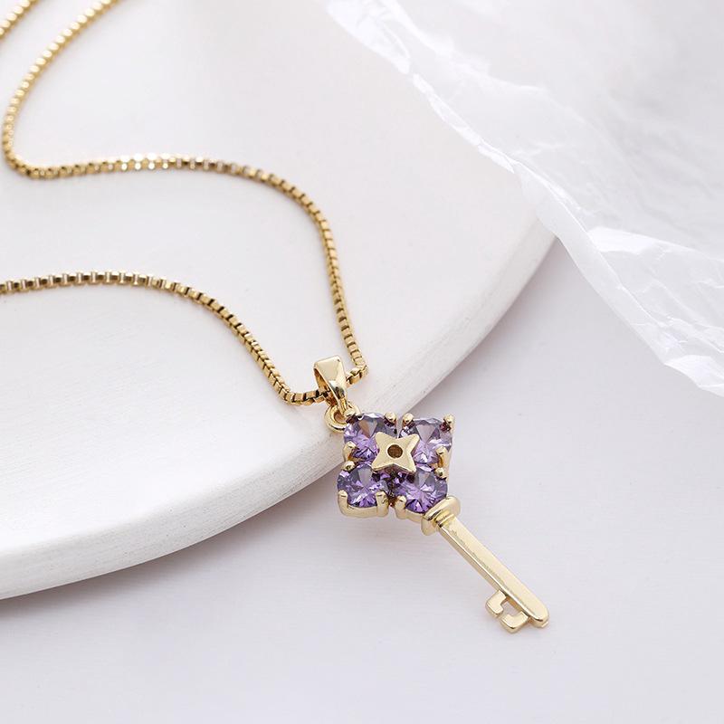 Fashionable Heart Titanium Steel Necklace: Women's Clavicle Chain, Hip Hop Style, Niche Design.