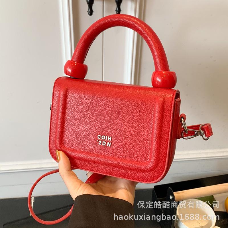 Advanced Sense of Foreign Style Small Bag Women's 2025 New Summer Versatile Messenger Bag Fashion Super Hot Handbag Small Bag