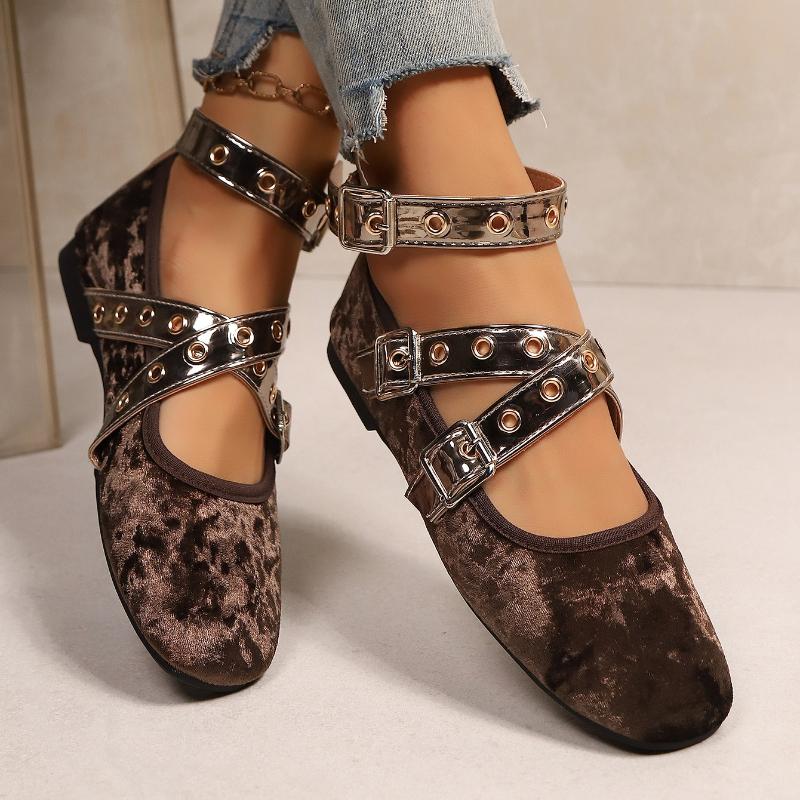 Fashion Spring Round Toe Ladies Flats with Lolita Shoes Retro New Female Buckle Strap Footwear Ballet Flats Fashion Women Dance Shoes