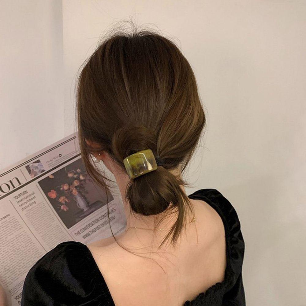 

Women s 4-color romantic mood curved square hair band U-shaped hair band gray