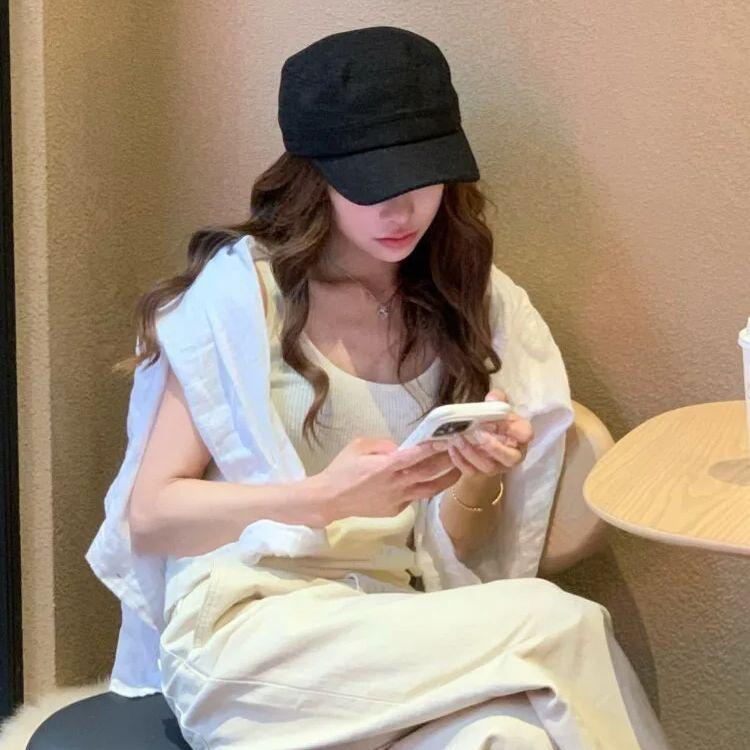 Retro Cotton-Linen Breathable Flat-Top Hat Vintage-Style Riding Cap Fashionable Duckbill Cap for Women Flatters the Face Shape