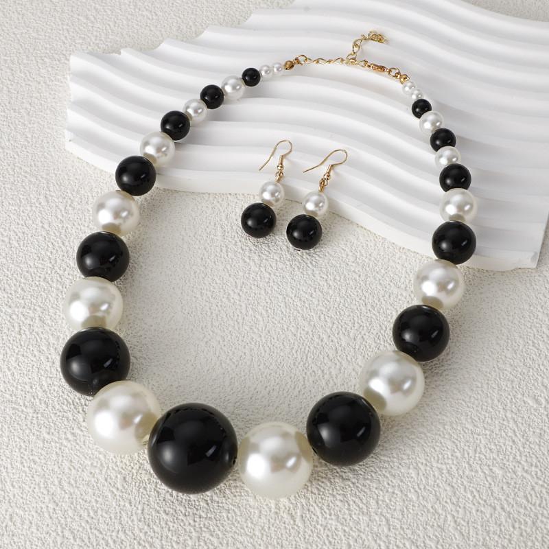 Geometric Pearl Necklace And Earring Set For Women In Summer