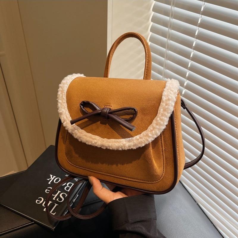 Autumn and Winter New Niche Women's Bags Fashionable Versatile Messenger Bags Fresh and Sweet Wind Portable Backpack