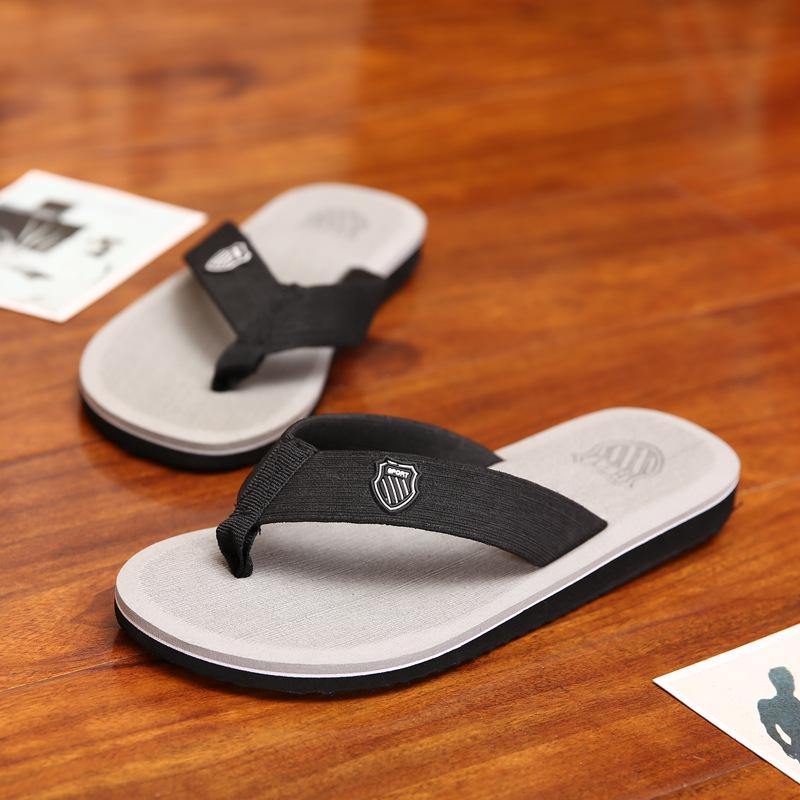 

Летние тапочки. Мужские шлепанцы. Нескользящая болотная обувь с перетаскиванием носков Word. Сандалии и тапочки. 44 серый