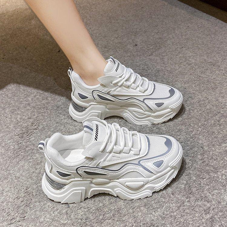 Korean Style Mesh Breathable Sneakers Men 2024 Fashion Casual Couple Style Thick Bottom Anti-slip Running Sports Shoes Summer