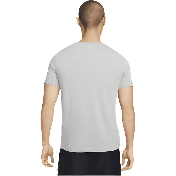 Nike T Shirts Men's Gray Crew Neck Moderate Straight Fit DD8406-063