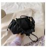 Simple One-shoulder Wrinkled Western Style Handbags 2020 Popular New Trendy Fashion Messenger Bag Ladies Portable Cloud Bag