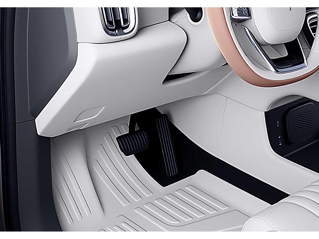 Voyah Taishan TPE 2026 Car Interior Modification Kit with Carpet Mats & Accessories