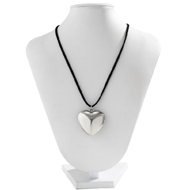 Loves Heart Clavicle Chain Women Girls Velvets Rope Necklace Party Birthday Gift