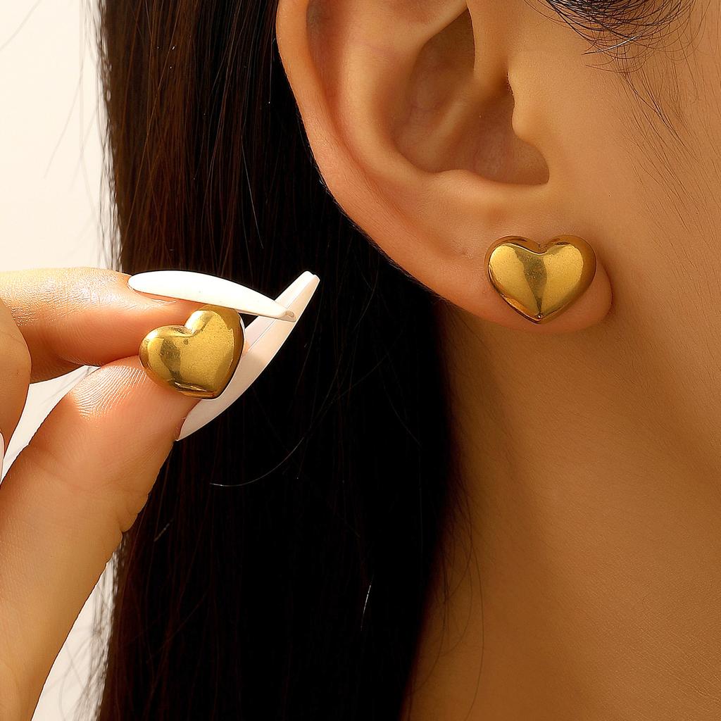 High quality 18K real gold stainless steel love stud earrings pendant necklace imitation pearl personalized color matching necklace earrings set