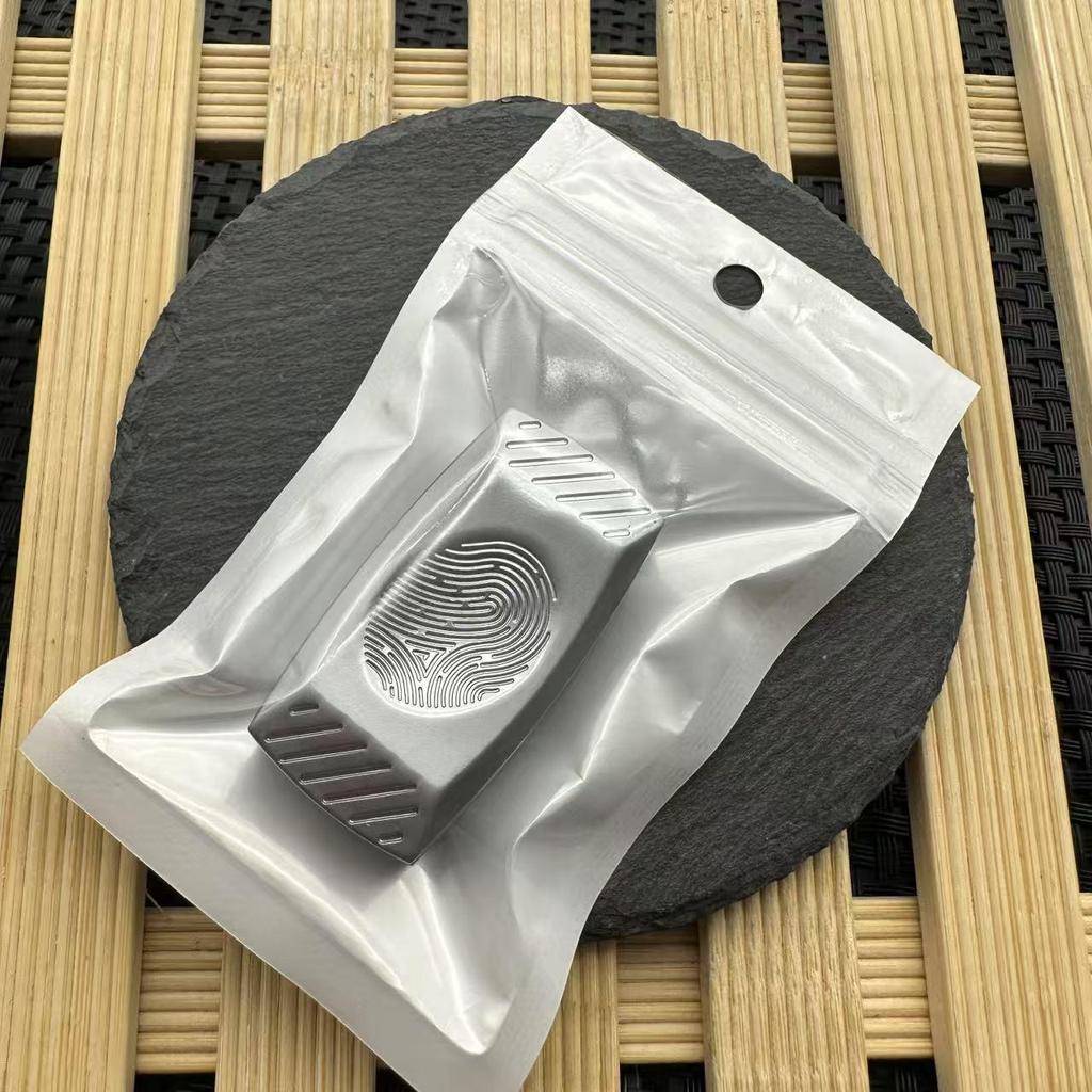 Pa Pa Coin Metal Sound Wave Fidget Spinner: Magnetic Decompression Hand Toy