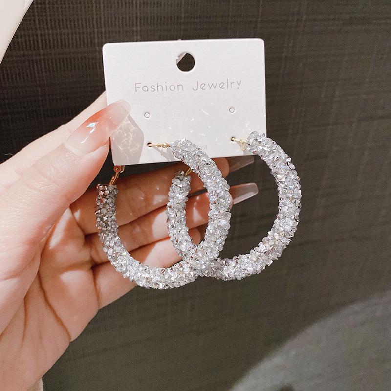 "S925 Korean Trend Pearl Tassel Earrings - Elegant & Simple Long Drop Design for Women"