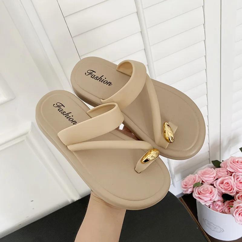 Fashion Women's Summer Platform Flip-flops Non-slip Comfortable Korean Version of Casual Seaside Beach Toe Sandals