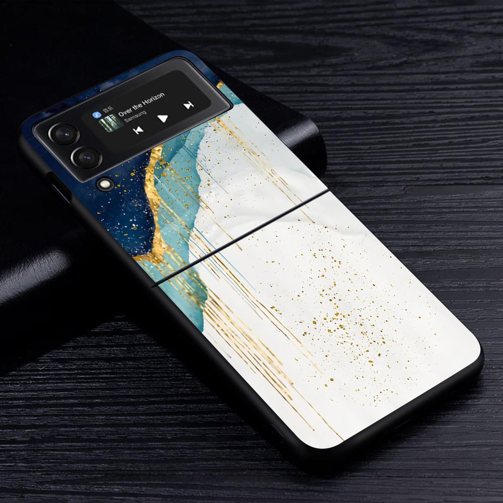 Ginkgo Biloba L. Flower Luxury Gold Foil Art Case for Samsung Galaxy Z Flip3 5G Flip4 Black Hard Phone Cover Flip 3 Shell Zflip3