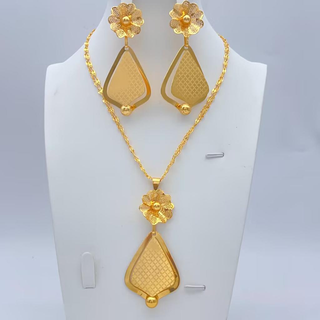 Dubai Copper Alloy Set Niche Women's 24K Pentagram Pendant Necklace Earrings Wedding Party African Jewelry