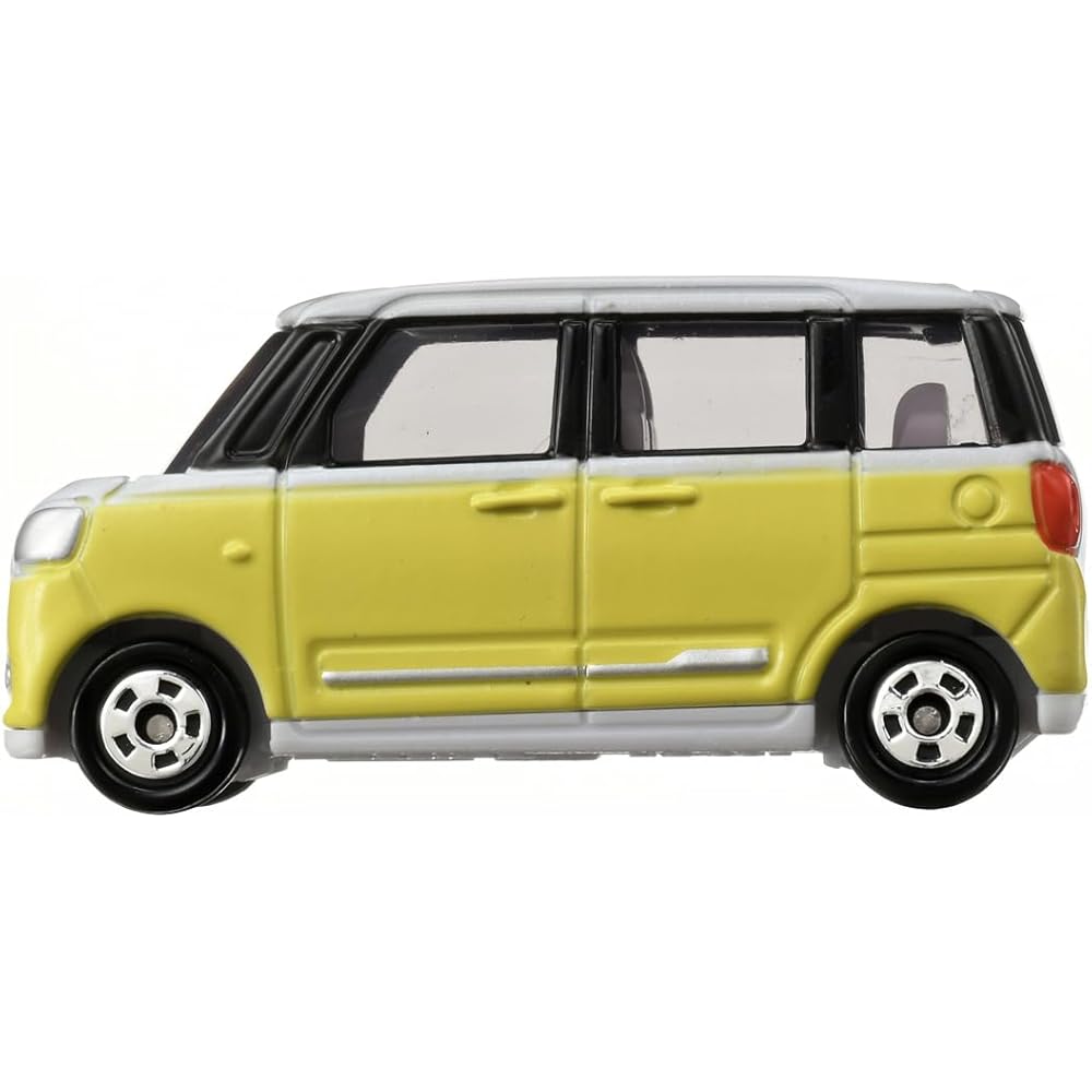 Takara Tomy Tomica No.86 Daihatsu Move Canbus Toy Car Miniature 3 Years and Up