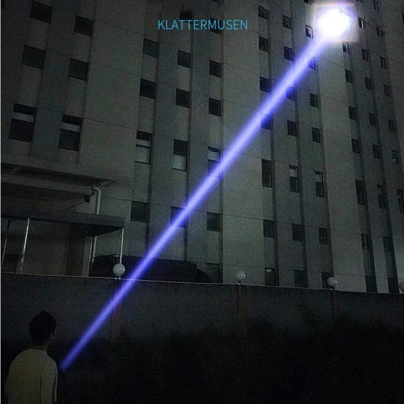 Lanterna LED de Mare Putere, Lanterna Tactică Puternică, Reîncărcabilă, Super Rază Lungă, Lanternă de Camping pentru Urgențe în Aer Liber