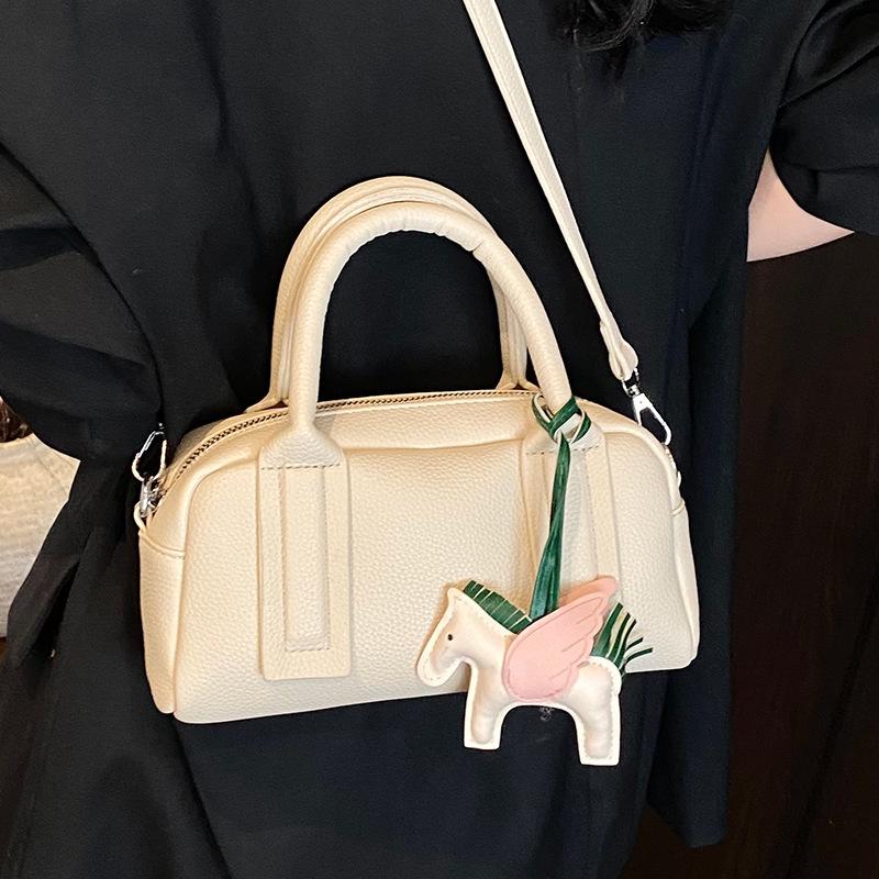 New product wholesale advanced lychee pattern Korean casual portable pillow bag daily versatile foreign style messenger bag female