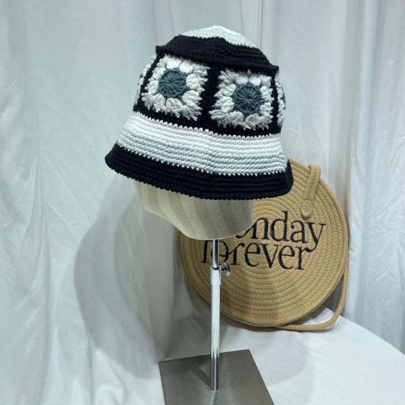 Sweet Girl Crochet Bucket Hat Cute Ladies Fisherman Cap with Flower Pattern Woman Teenagers Casual Summer Sunproof Hat