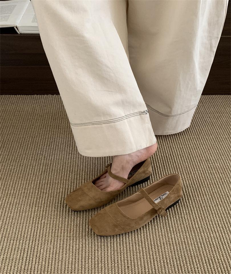 With Skirt Single Shoes Flat Bottom Retro Gentle Grandma Shoes Women's 2025 New Spring Mary Jane Shoes Versatile