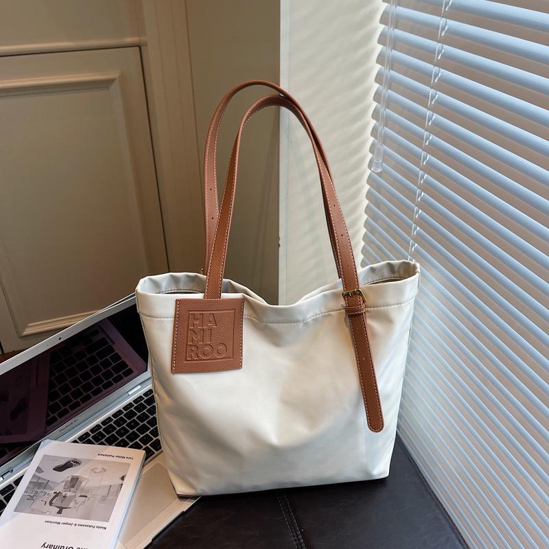 Women's 2025 Autumn Versatile Large-Capacity High-End Commuting Shoulder Tote Bag