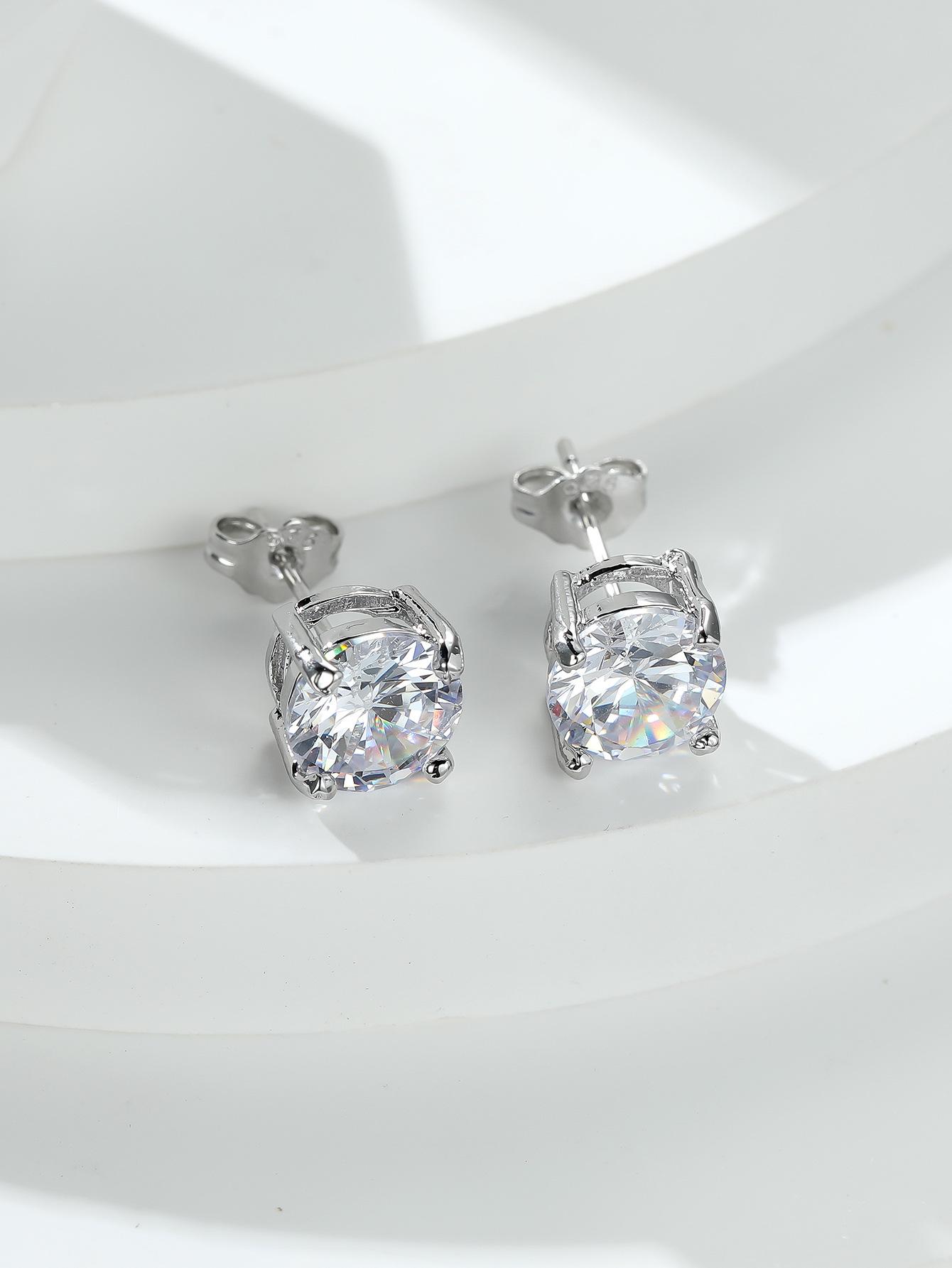 

Белые круглые серьги-пусеты с бриллиантами на четырех зубцах для женщин - 8 мм циркон, модные и универсальные украшения.