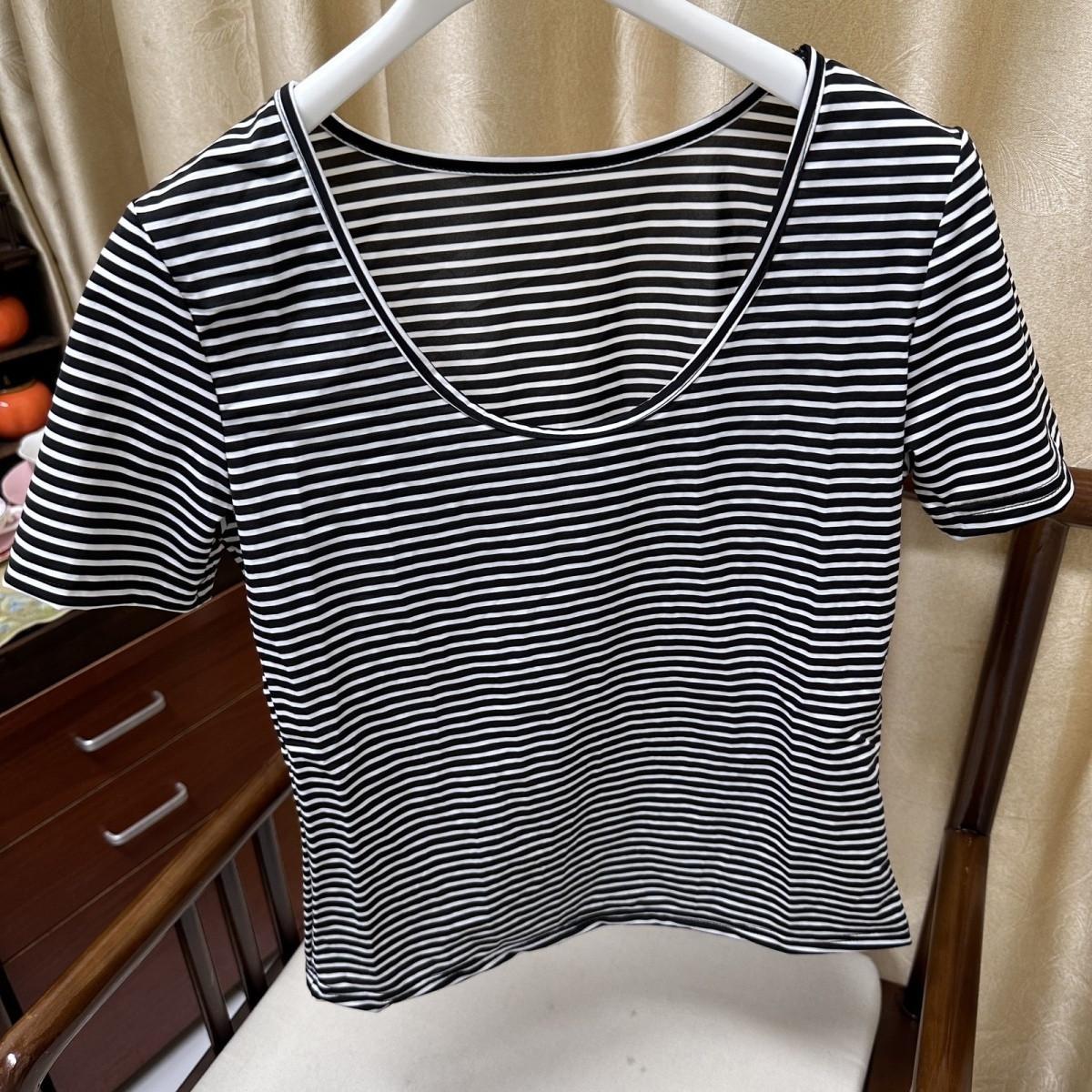 Real shot loose striped V-neck short-sleeved T-shirt women s summer new thin student short top S