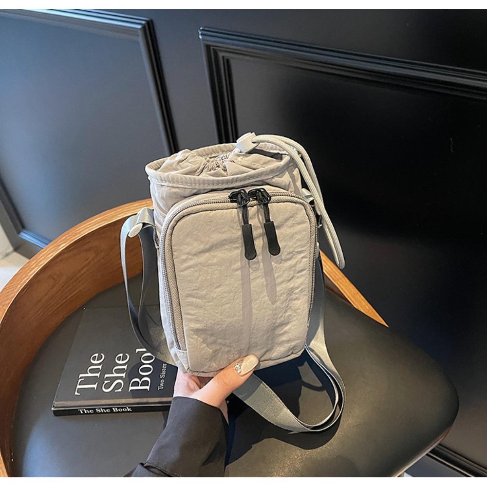 Niche design new oblique span shoulder kettle bag mobile phone bag waterproof yoga bag running sports outdoor portable bag