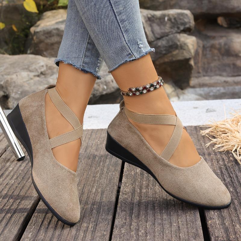 Women's Spring Pointed-Toe Shallow-Mouth Wedge Slip-On Loafers, Casual Sports Style, Available In Large Sizes.