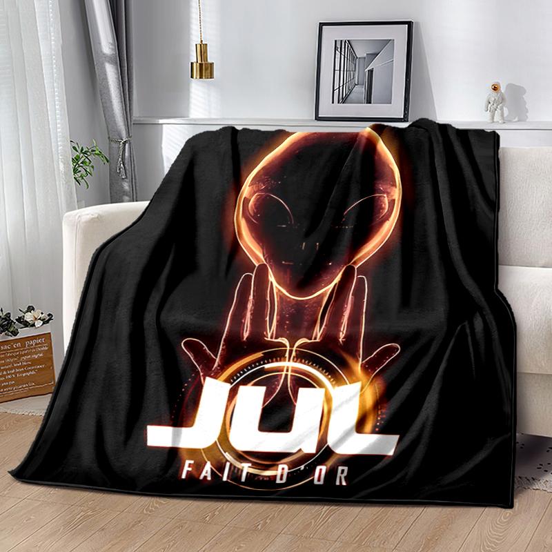 1pc Blanket Jul Rapper Print Design, Lightweight Blanket for Sofa, Bed- Soft &Warm, Gift for All Seasons Like Christmas, Halloween