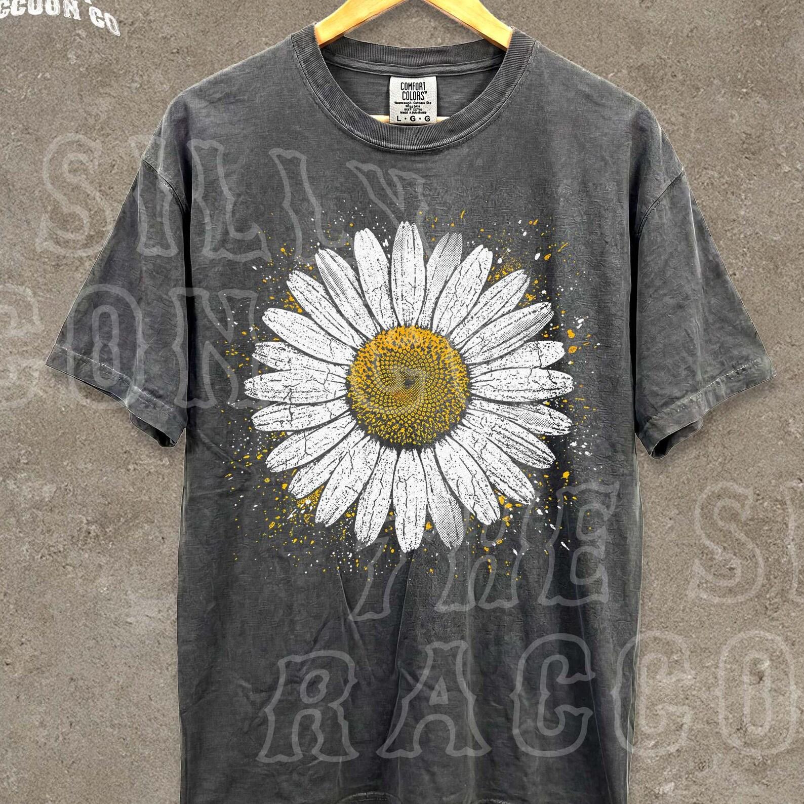 Vintage Daisy Shirt Retro Boho Floral Tee Comfort Colors Wildflower Top Grunge Botanical T-shirt Gift For Plant Lover Women M