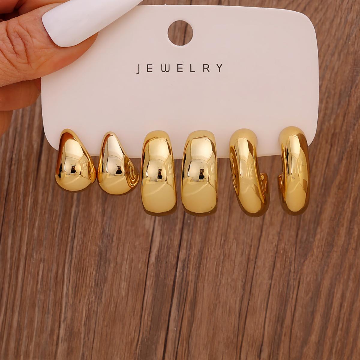 

European & American Gold C-Shaped Earrings: Personalized, Creative, Versatile Fashion Accessories