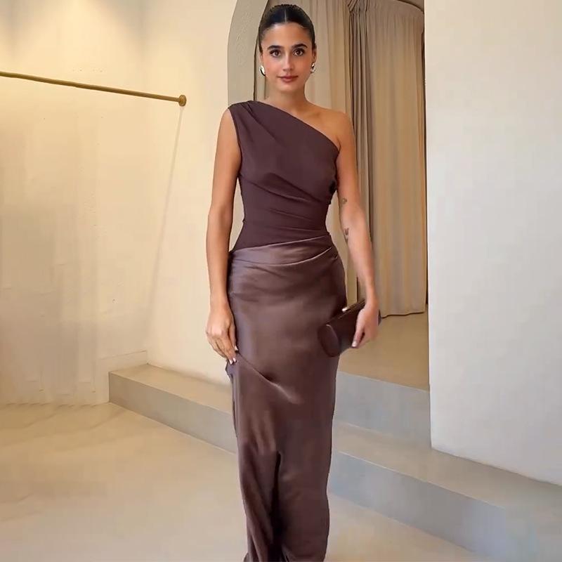 European and American new solid color diagonal neck sleeveless backless hip-wrapped elegant dress