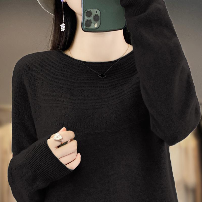 Autumn New Style Women's Round-neck Knitted Hollowed-out Round-neck Pullover Sweater, Seamless Base Layer for Women To Look Slimmer