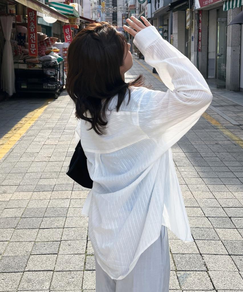 Maseumaluljeueopaeleol Loose Fit Stripe See-Through Shirt_White