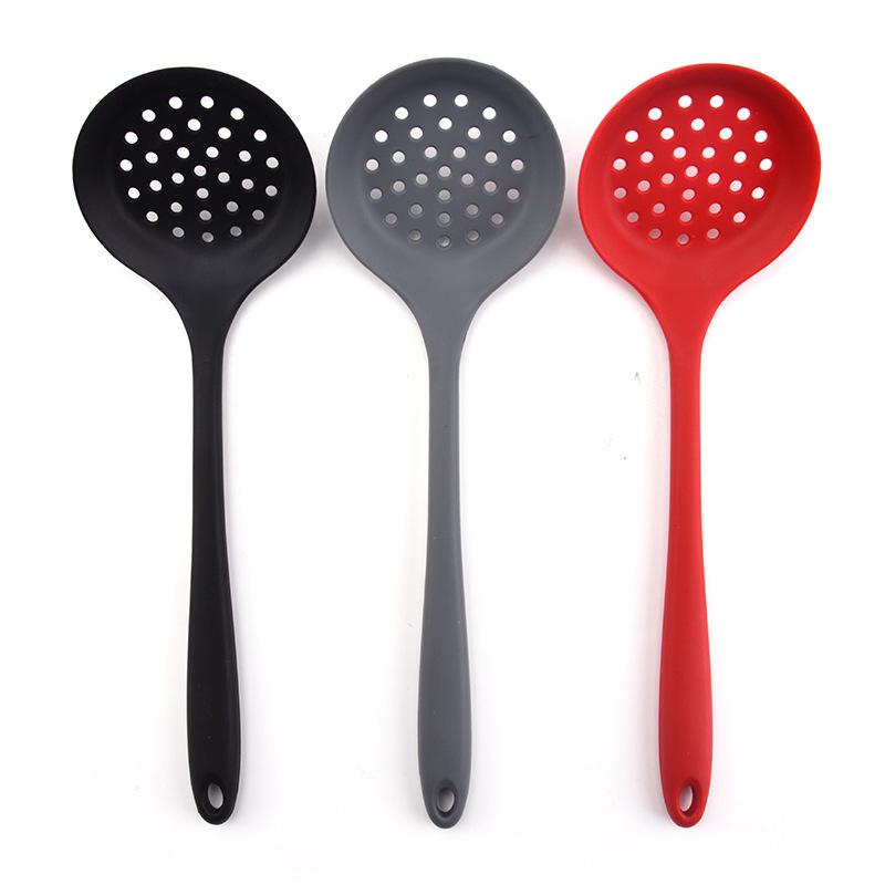 Silicone Kitchen Utensils Set: 6-Piece Non-Stick Color Dot Shovel, Spoon, and Steak Shovel.