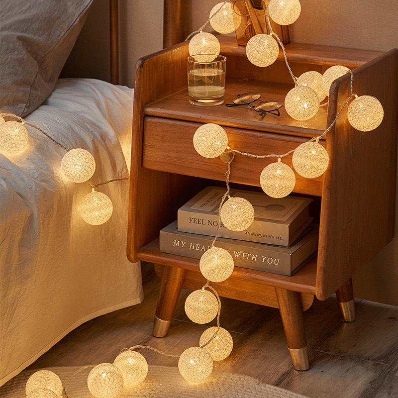 LED Cotton Ball Fairy Lights - Round Atmosphere Lights for Children's Room & Valentine's Day Flower Decor
