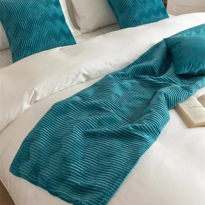 European Style Velvet Lace Trimmings Bed Runner Home Hotel Decoration Bed Flag Wedding Room Bed Tail Pillowcase