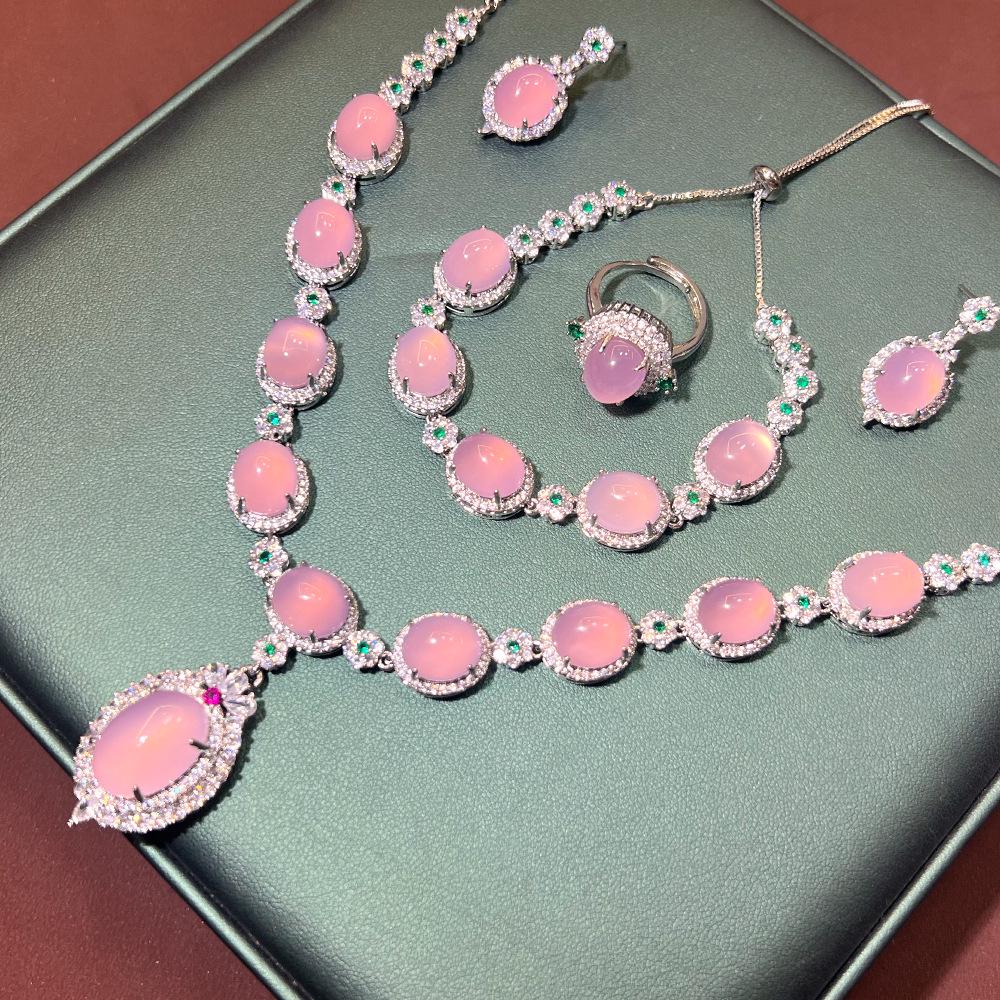 Juego de Joyería Vintage Chino de Calcedonia Zafiro: Colección de Lujo de Cuatro Piezas de Plata Chapada en Cobre