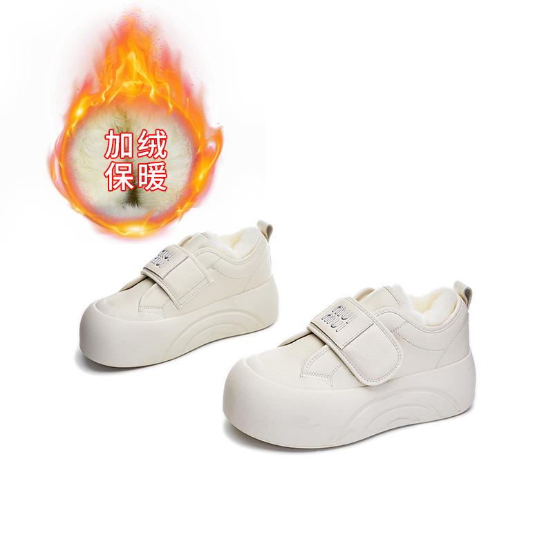 The first layer of cowhide little white shoes for women's 2025 autumn and winter new Velcro big head shoes for women's casual thick-soled versatile