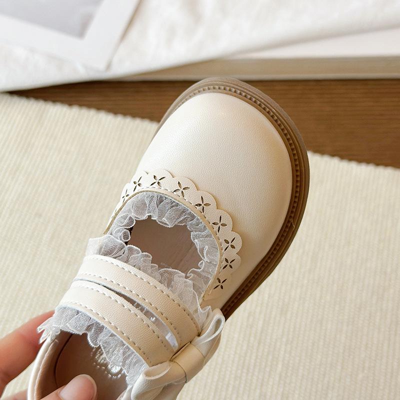 2026 Spring/Autumn Girls' Leather Bow Lace Princess Shoes - Non-slip Stylish Single Shoes for Little Girls