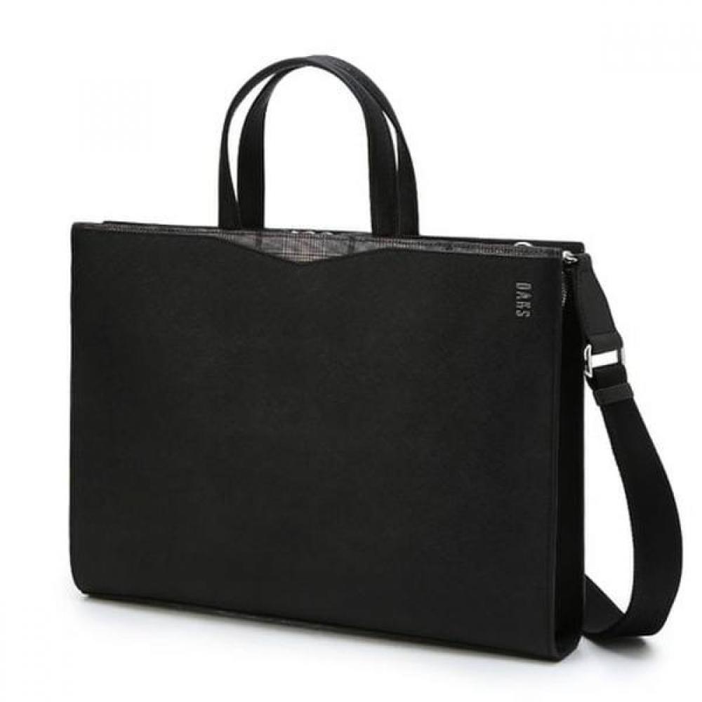 

Daks Black Check Leather Document Bag Dbba4e053bk Single option