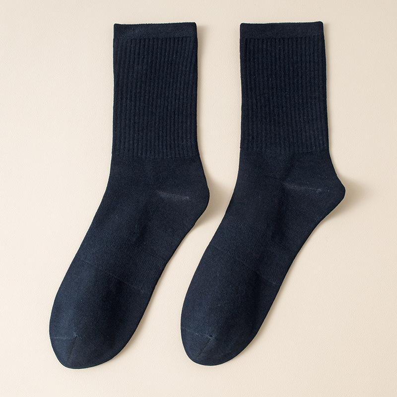 Men's Autumn Cotton Anti Bacterial Sweat Absorption Deodorant Boneless Sports Socks