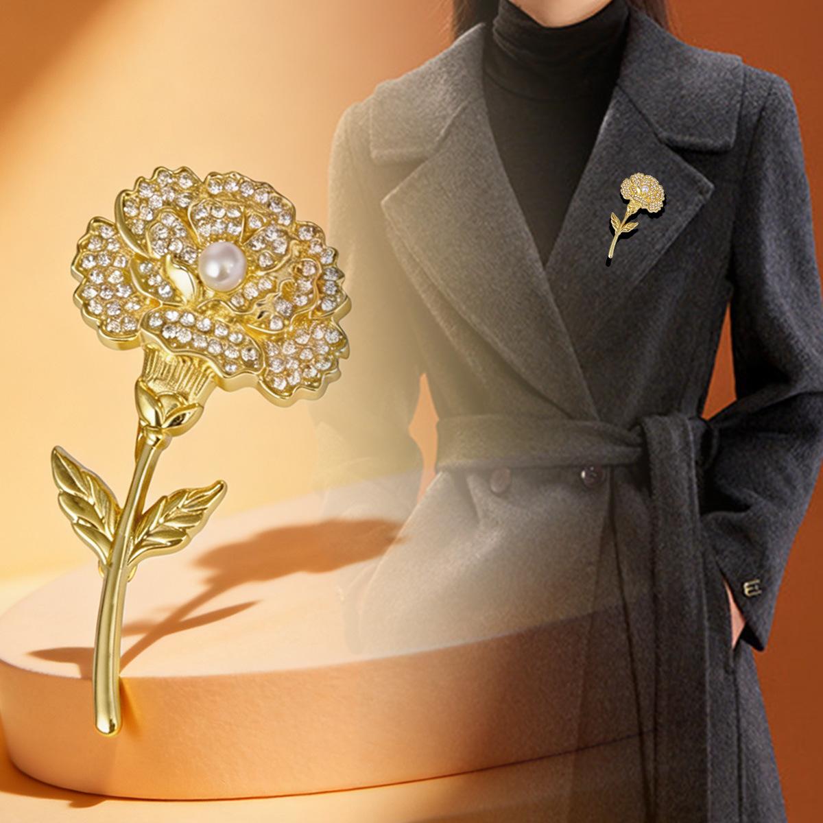 Carnation brooch women s high-end exquisite Mother s Day gift design flower corsage accessories