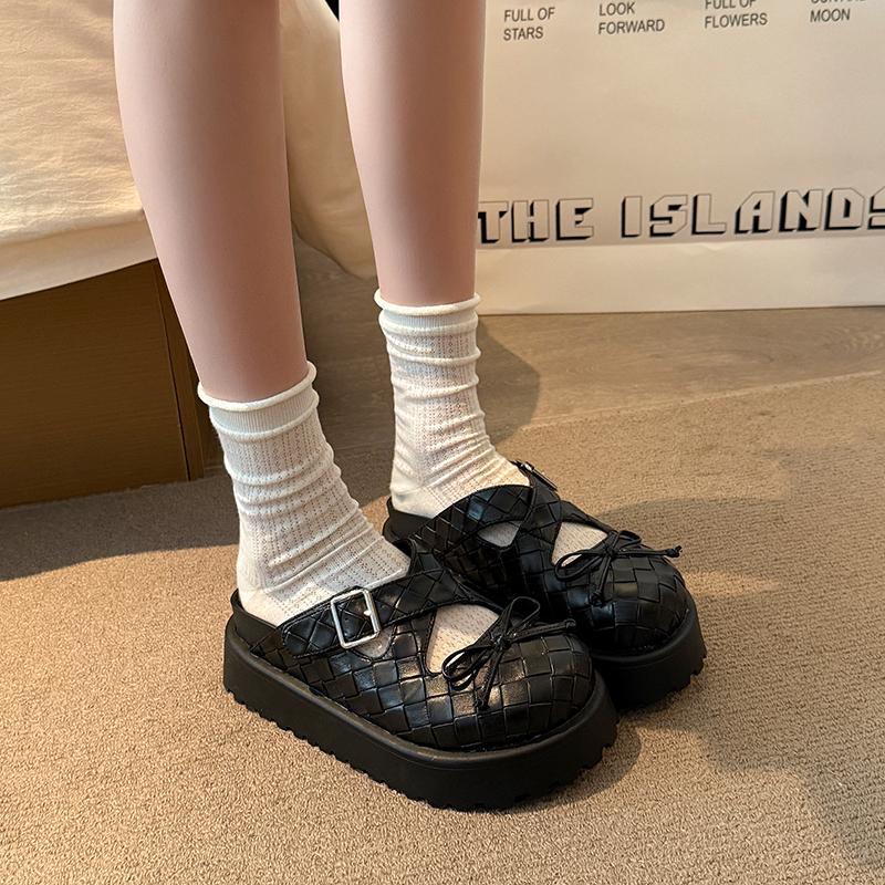 Fashion Women's Fashion Baotou Slippers Round Head Shallow Mouth Butterfly Knot Metal Buckle Waterproof Platform Flat Sandals